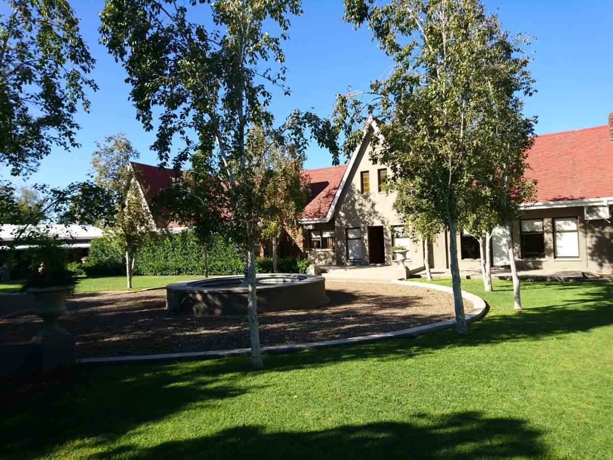 Villa Brocant Guest House Vryburg Экстерьер фото