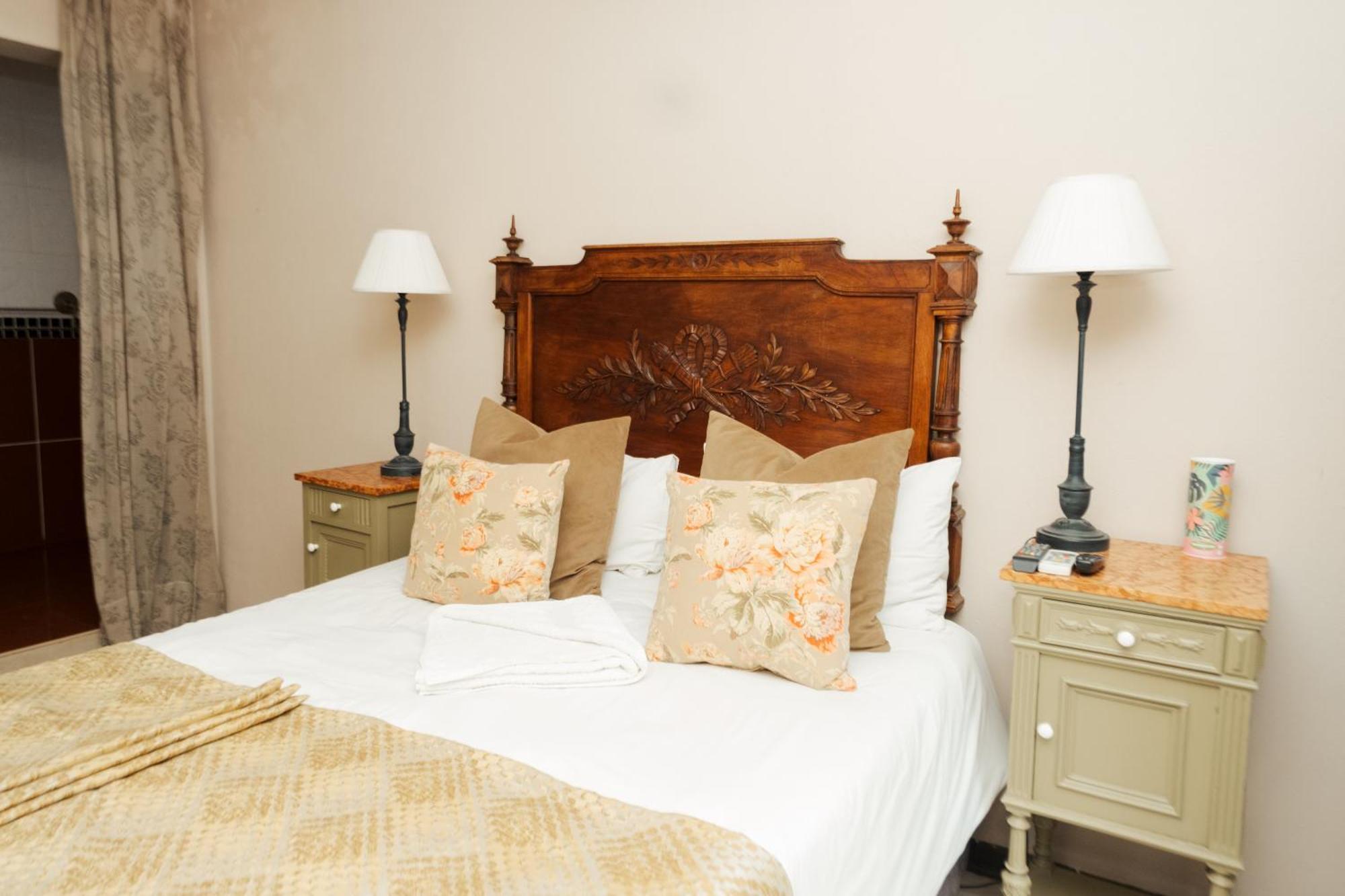 Villa Brocant Guest House Vryburg Экстерьер фото