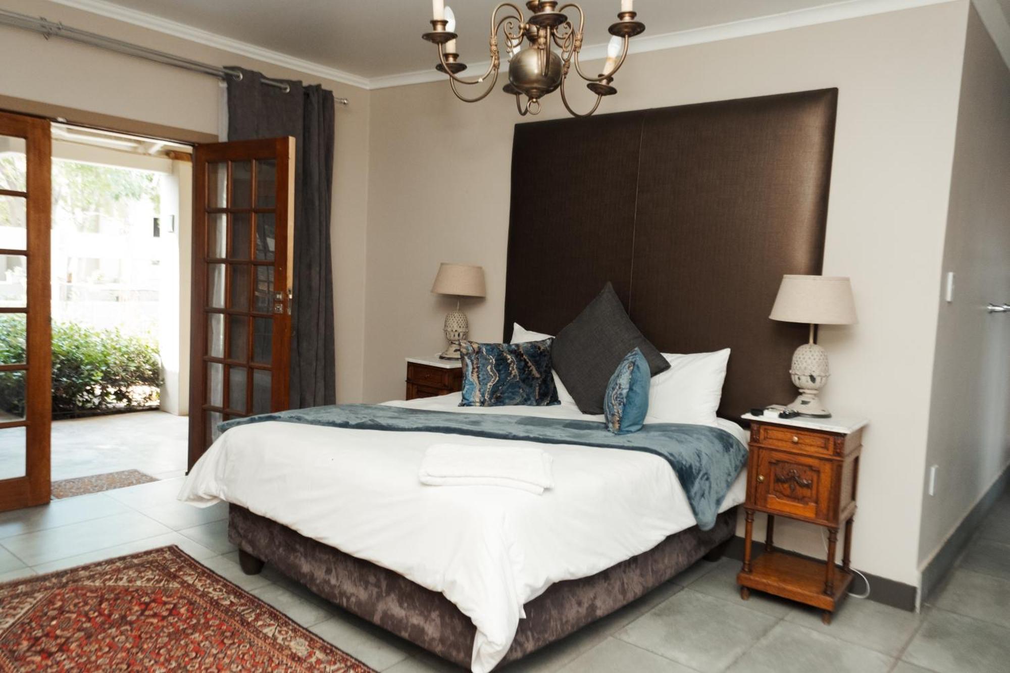 Villa Brocant Guest House Vryburg Экстерьер фото