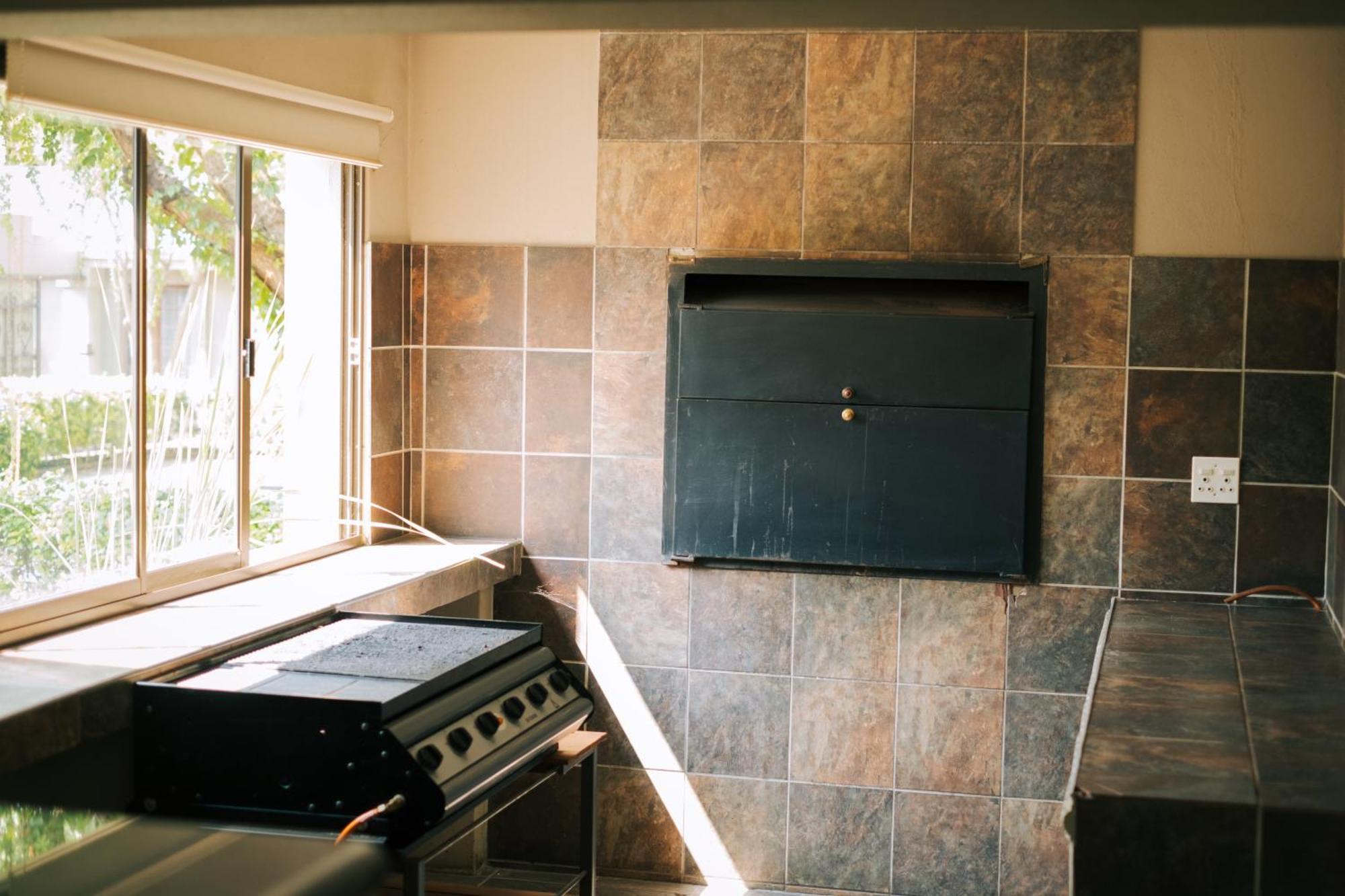 Villa Brocant Guest House Vryburg Экстерьер фото