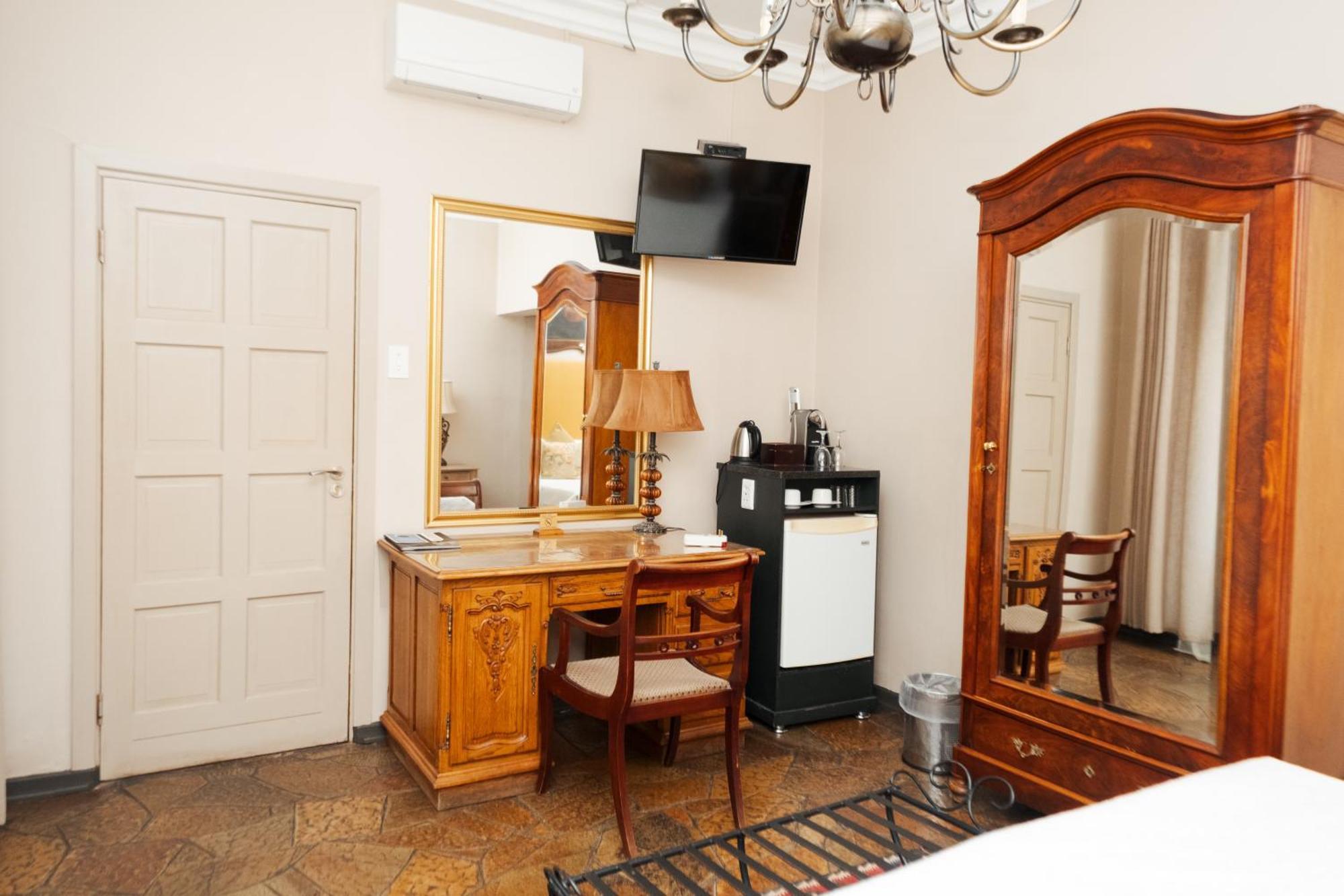 Villa Brocant Guest House Vryburg Экстерьер фото