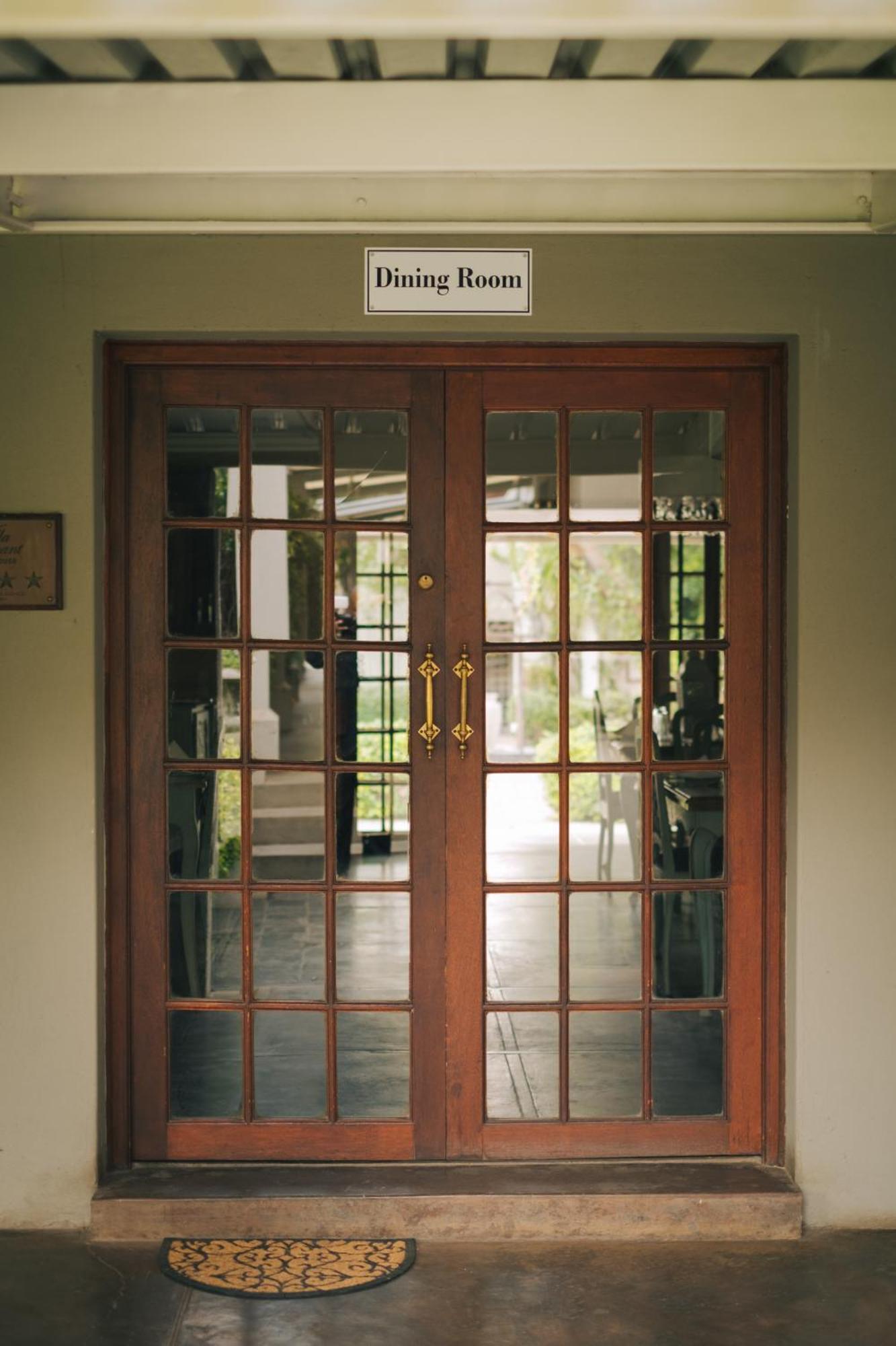 Villa Brocant Guest House Vryburg Экстерьер фото