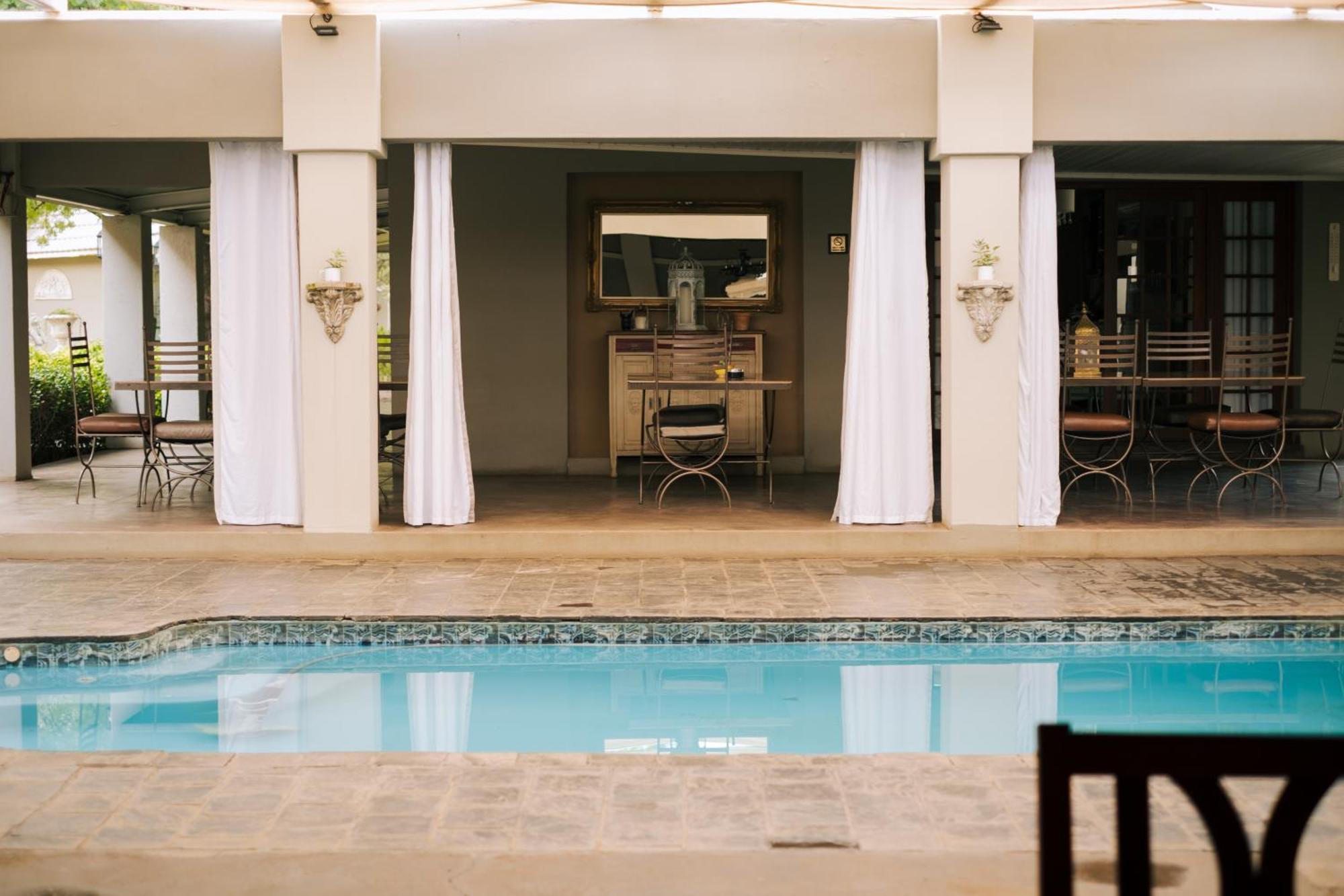 Villa Brocant Guest House Vryburg Экстерьер фото