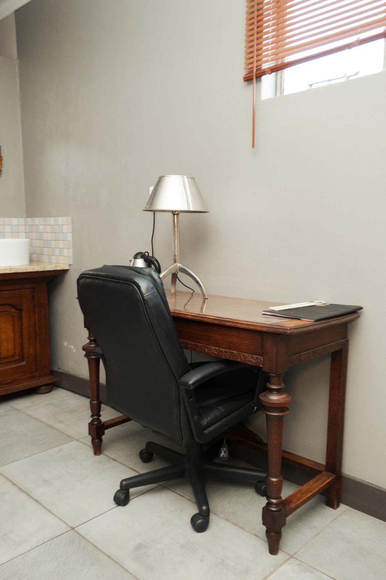 Villa Brocant Guest House Vryburg Экстерьер фото