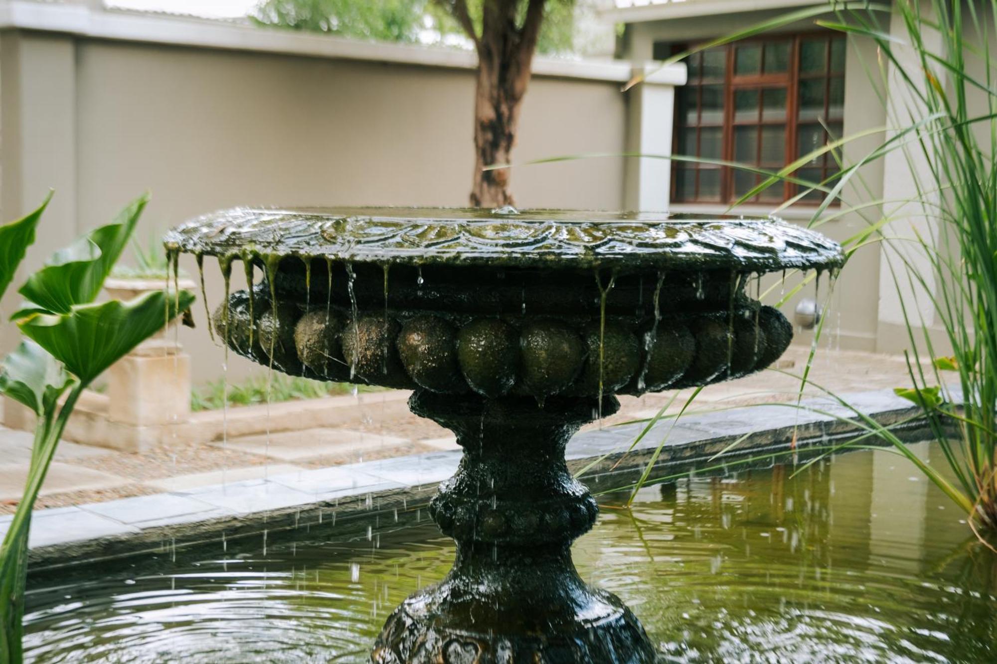 Villa Brocant Guest House Vryburg Экстерьер фото