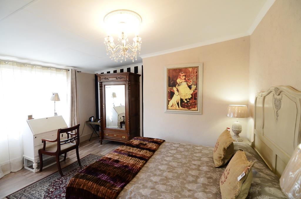 Villa Brocant Guest House Vryburg Экстерьер фото