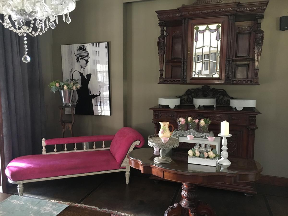 Villa Brocant Guest House Vryburg Экстерьер фото