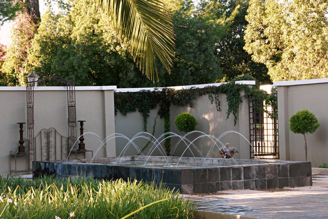 Villa Brocant Guest House Vryburg Экстерьер фото
