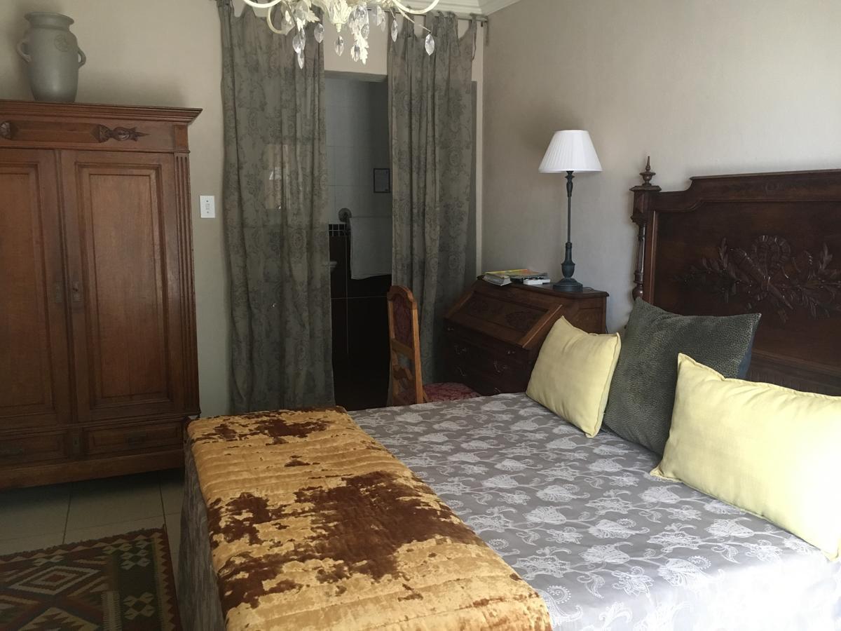 Villa Brocant Guest House Vryburg Экстерьер фото